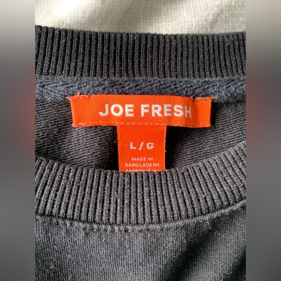 Joe Fresh sweatshirt with sequin details - Picture 3 of 4